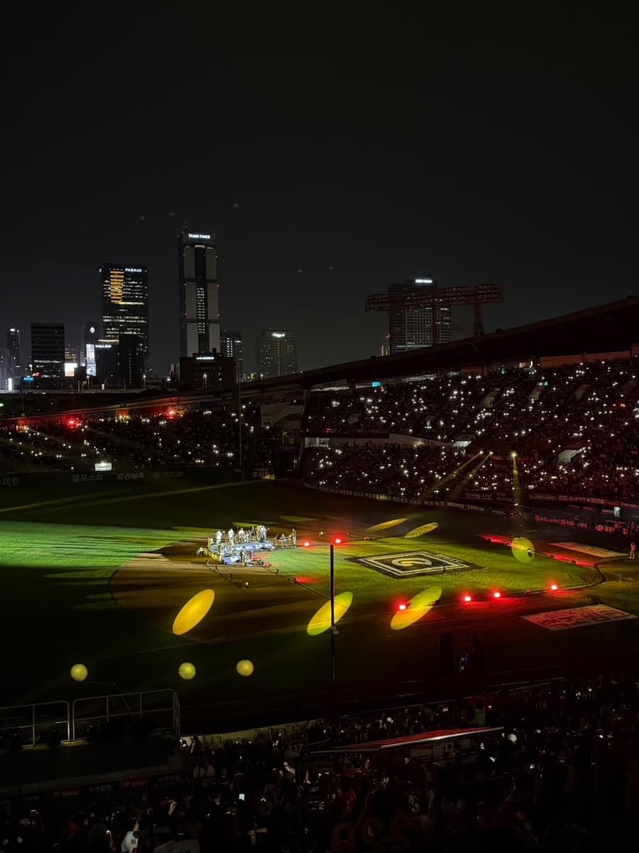 잠실야구장 328구역 시야 후기|두산 vs 기아 스페셜매치 직관 + 엔플라잉 공연